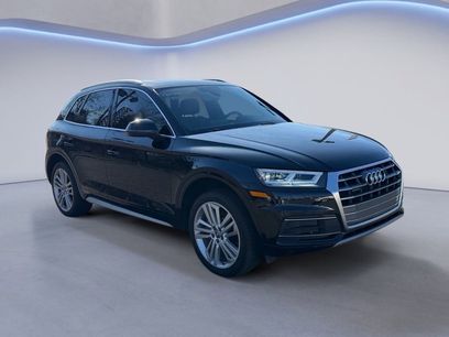 Used 2019 Audi Q5 2.0T Premium Plus w/ Premium Plus Package