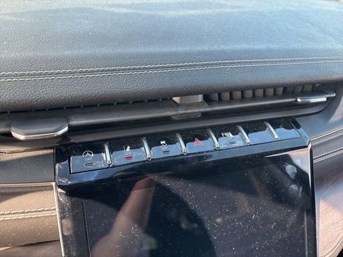 Used 2022 Jeep Grand Cherokee L Limited image 30