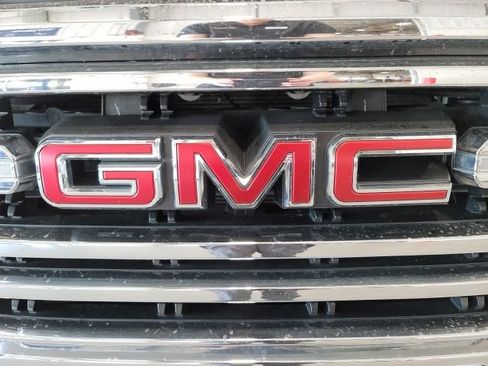 Used 2019 GMC Sierra 1500 SLT w/ SLT Premium Package AWD/4WD image 16