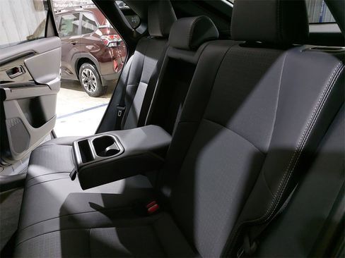 Used 2025 Subaru Solterra Touring image 15