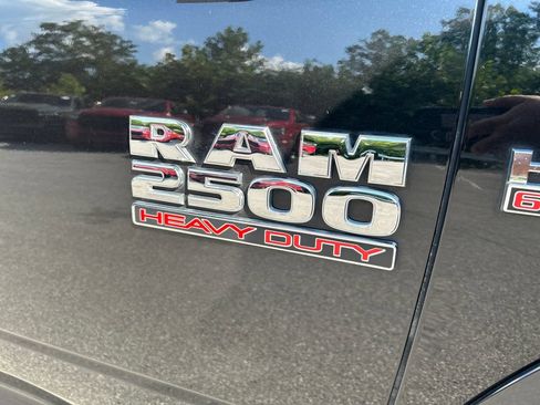Used 2018 RAM 2500 Laramie w/ Snow Chief Group AWD/4WD image 11