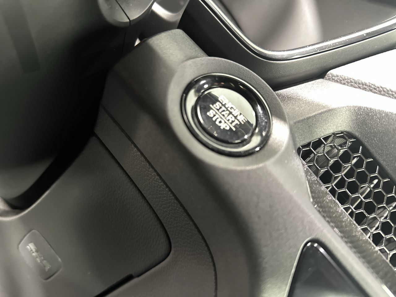 Used 2025 Honda CR-V EX image 20
