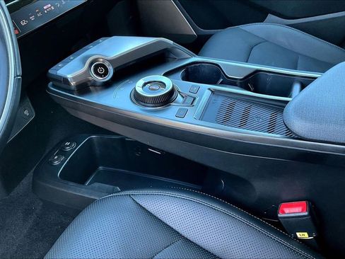 Used 2023 Kia EV6 Wind image 16