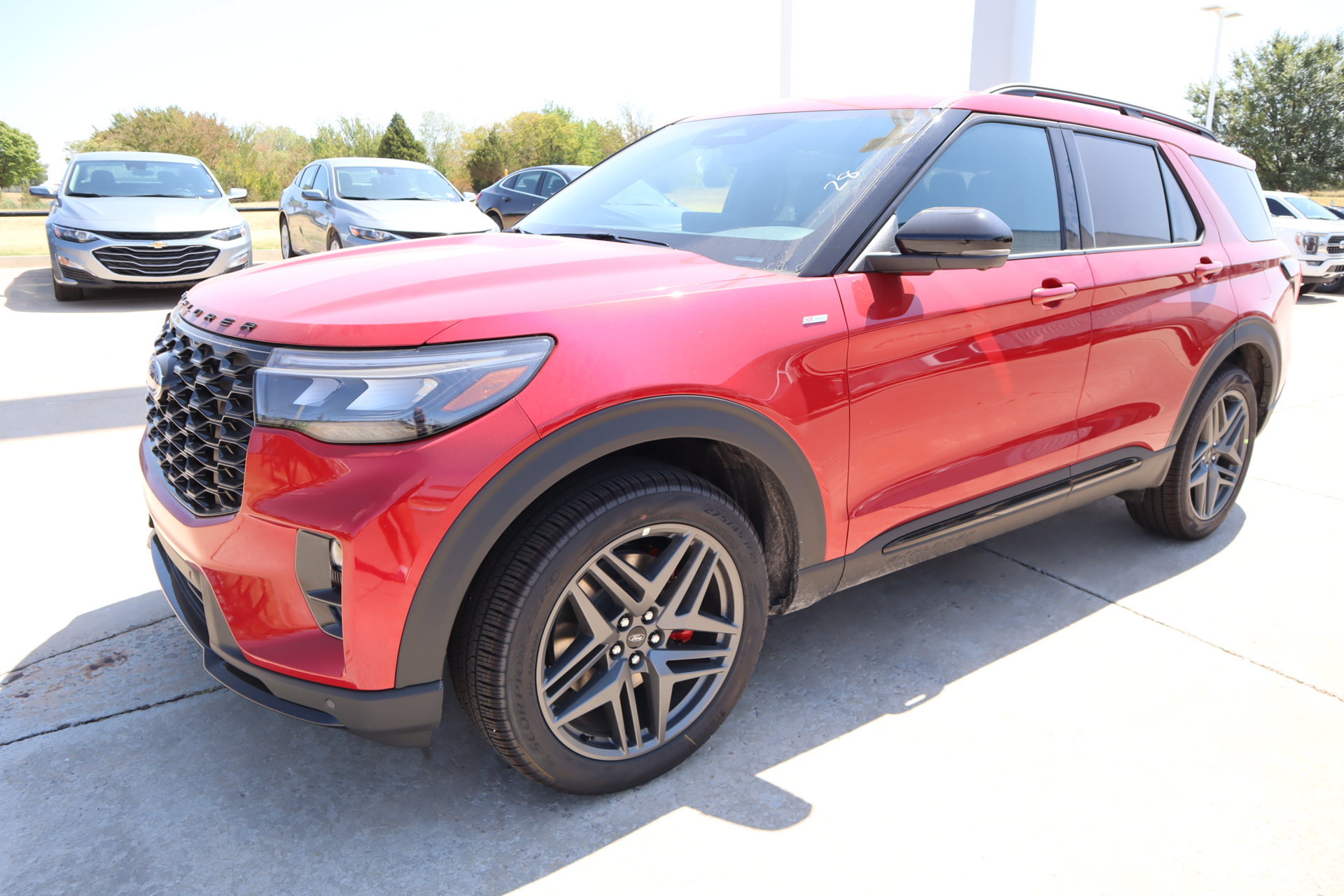 New 2026 Ford Explorer ST-Line w/ ST-Line Street Pack AWD/4WD image 12