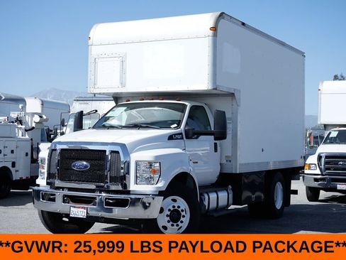 Used 2016 Ford F650 2WD Regular Cab Super Duty image 4