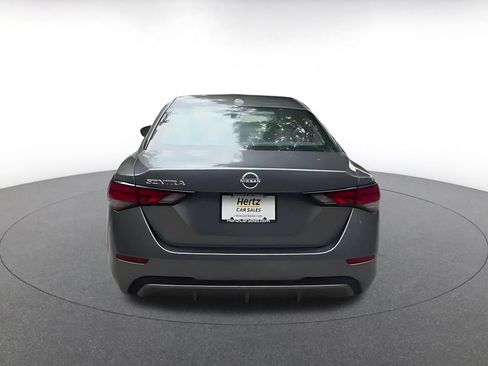 Used 2025 Nissan Sentra SV FWD image 10