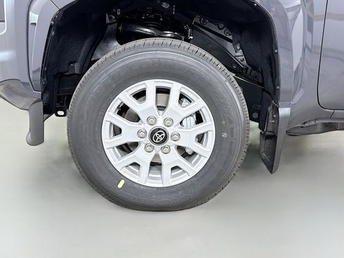 New 2026 Toyota Tacoma SR5 AWD/4WD image 33