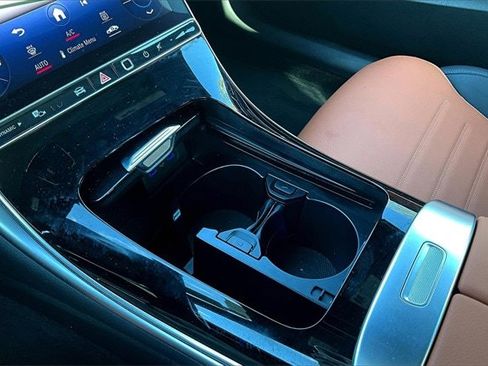 Certified 2024 Mercedes-Benz C 300 4MATIC Sedan w/ Pinnacle Trim Package image 21