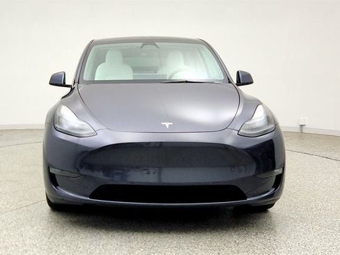 Used 2023 Tesla Model Y Long Range AWD/4WD image 2