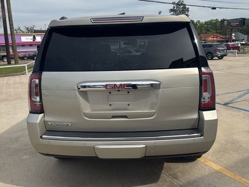 Used 2017 GMC Yukon Denali w/ Open Road Package RWD image 5