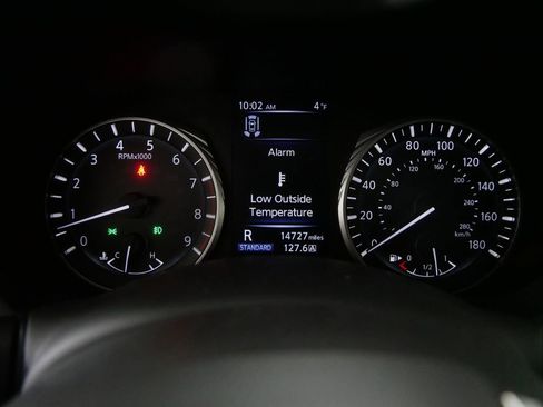 Used 2022 INFINITI Q60 3.0t Luxe w/ Essential Package image 28