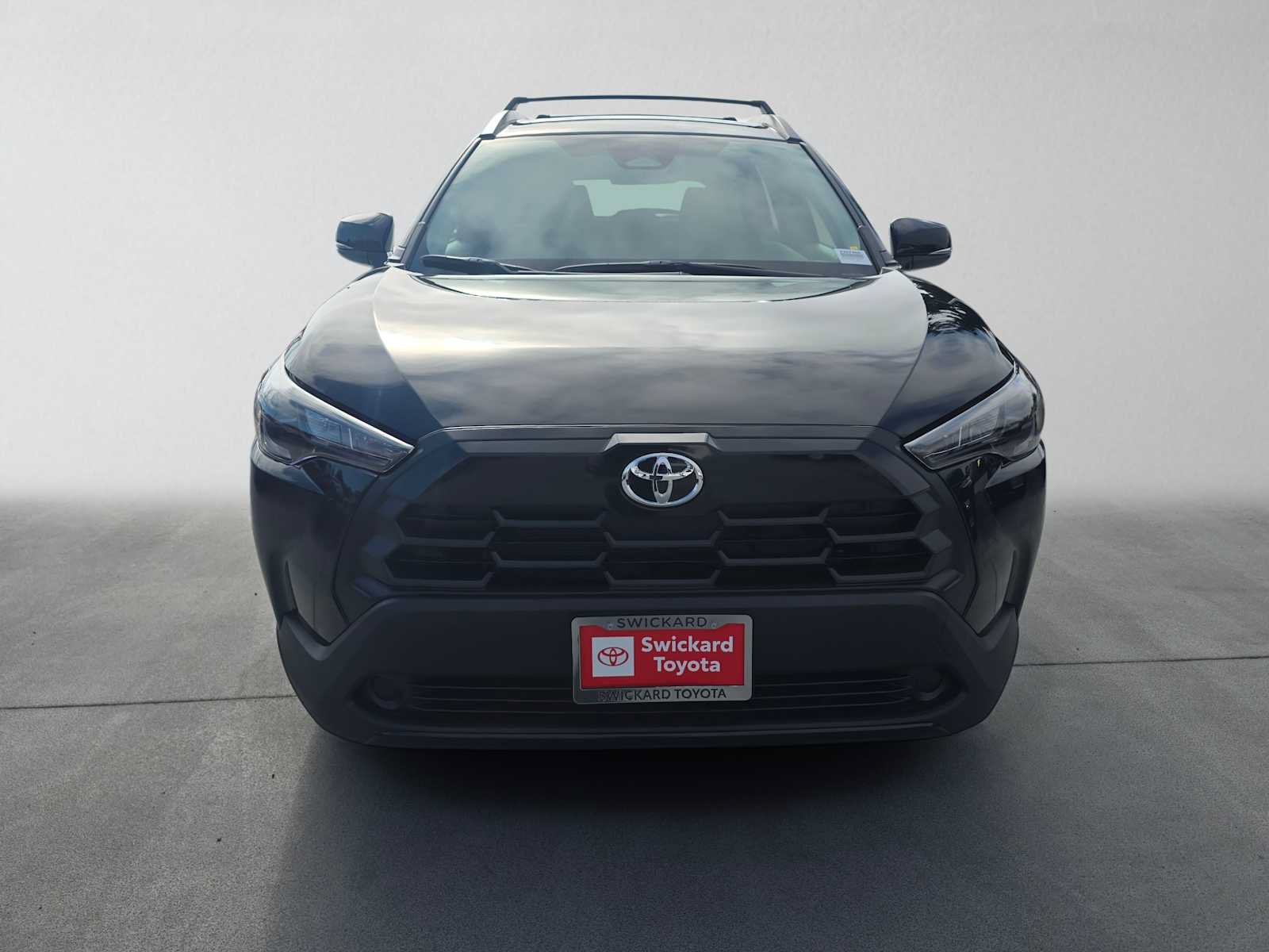 New 2026 Toyota Corolla Cross LE w/ Cold Weather Package AWD/4WD image 8