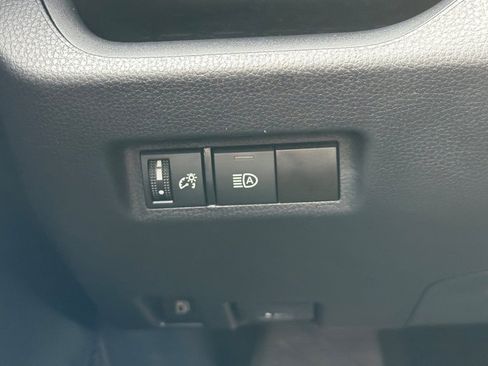 Certified 2025 Toyota RAV4 XLE image 32