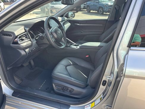 Used 2024 Toyota Camry XSE FWD image 5