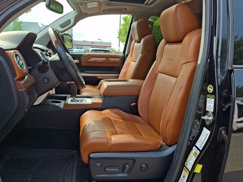 Used 2017 Toyota Tundra 1794 Edition AWD/4WD image 17