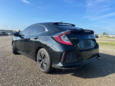 Used 2019 Honda Civic EX image 9