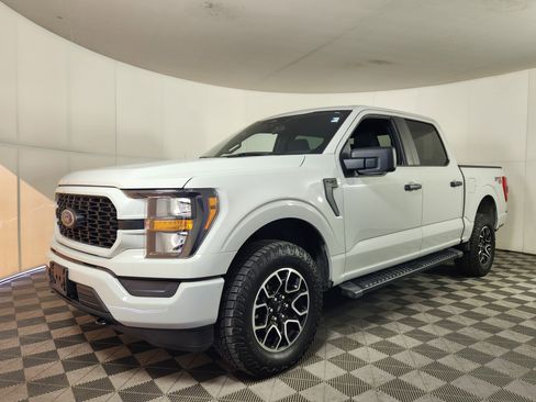 Used 2023 Ford F150 XL w/ STX Appearance Package image 3