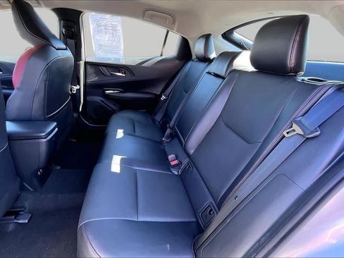 Used 2023 Toyota Prius Prime FWD image 18