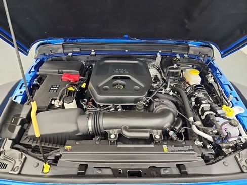 New 2025 Jeep Wrangler Rubicon w/ Xtreme 35 Tire Package image 39