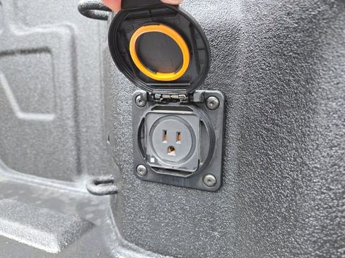 Used 2025 Chevrolet Silverado 1500 LT Trail Boss w/ Protection Package AWD/4WD image 33