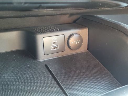 New 2024 Ford Escape ST-Line w/ Tech Pack #1 FWD image 27