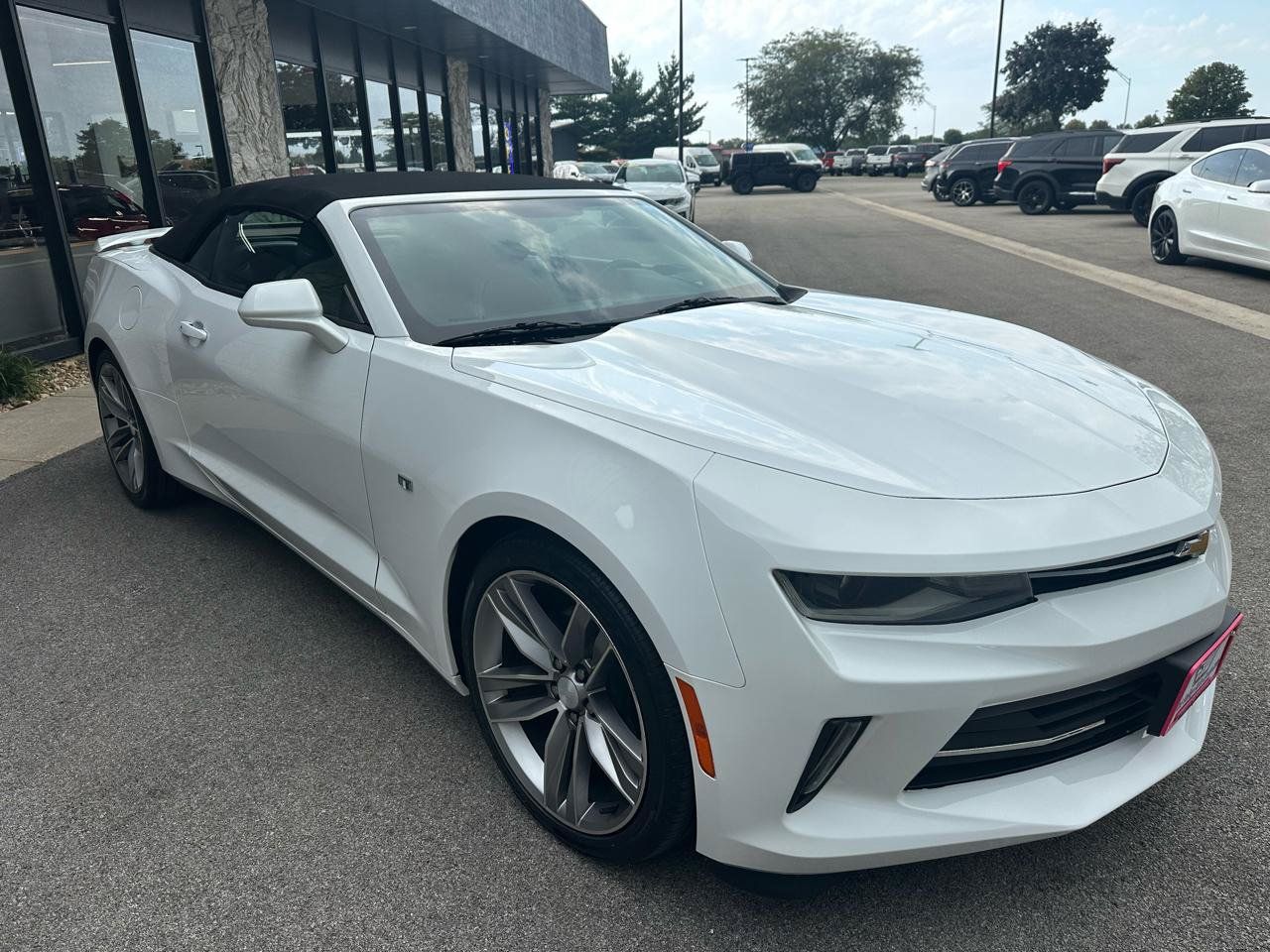 Used 2018 Chevrolet Camaro LT RWD image 23