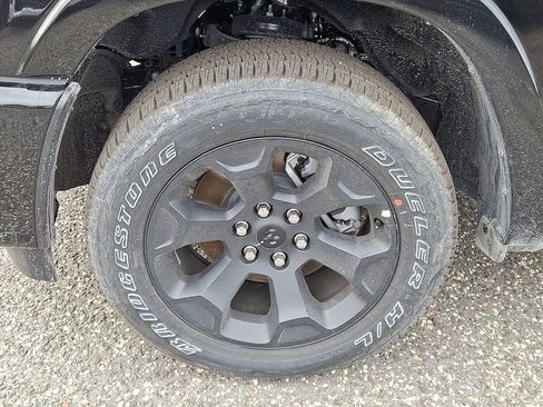 New 2026 RAM 1500 4x4 Crew Cab image 20