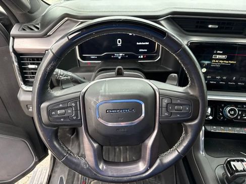Used 2022 GMC Sierra 1500 Denali Ultimate AWD/4WD image 19