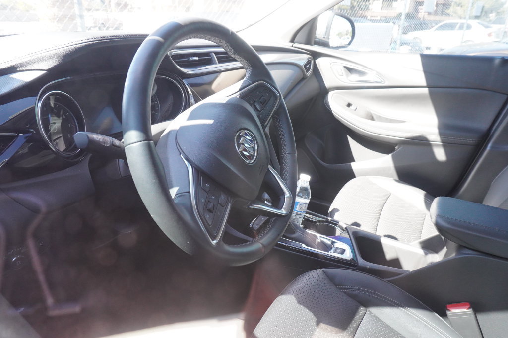Used 2023 Buick Encore GX Essence w/ Experience Buick Package FWD image 10