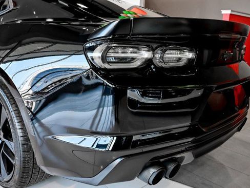 Used 2021 Chevrolet Camaro LT w/ 1LE Track Performance Package image 12