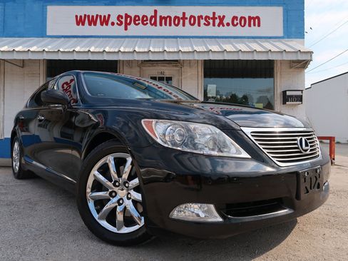 Used 2008 Lexus LS 460 image 2