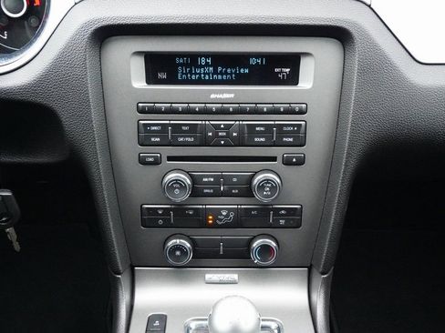 Used 2014 Ford Mustang GT Premium image 13