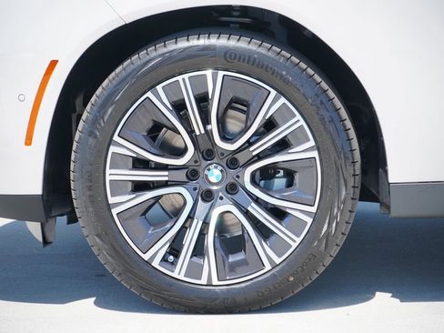 New 2026 BMW X3 xDrive30 w/ Premium Package AWD/4WD image 5