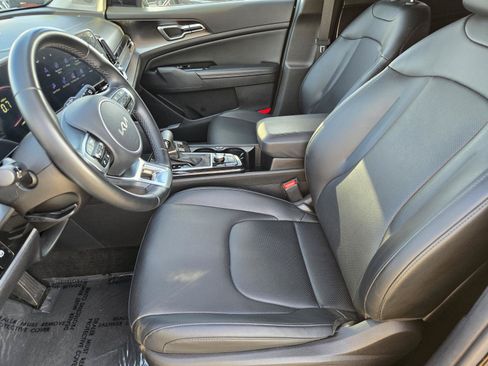 Used 2023 Kia Sportage EX FWD image 21