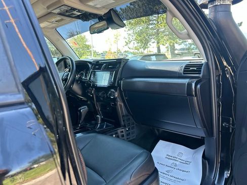Used 2020 Toyota 4Runner Venture w/ Moonroof Package AWD/4WD image 12