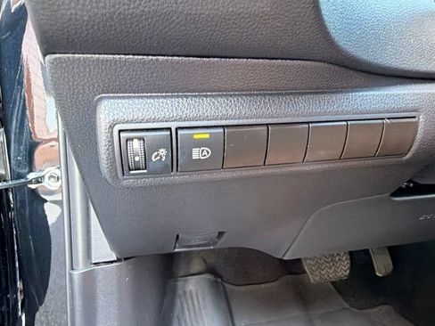 Used 2025 Toyota Corolla LE w/ Convenience Package FWD image 26