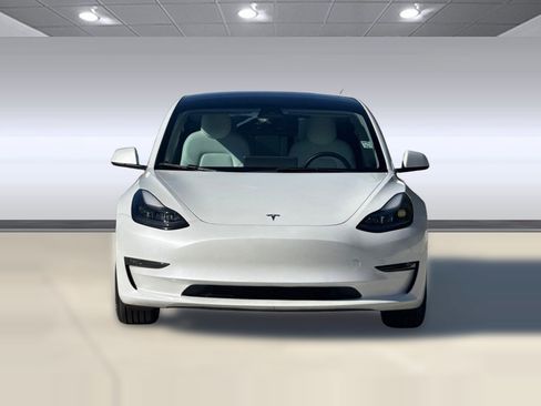Used 2023 Tesla Model 3 Performance image 5