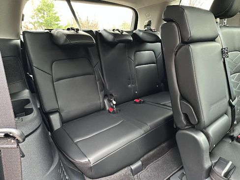 Certified 2025 Nissan Pathfinder Platinum w/ Cargo Package image 26