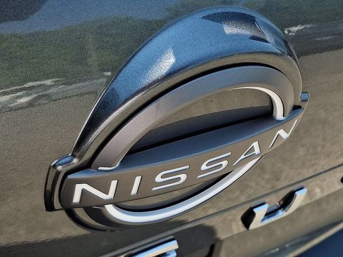 Used 2023 Nissan Rogue SV FWD image 29