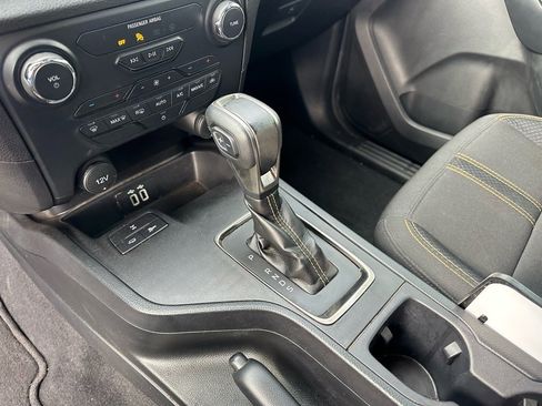 Used 2022 Ford Ranger XLT w/ Equipment Group 301A Mid image 15