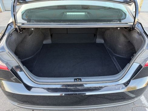 Used 2025 Toyota Camry LE image 30