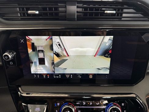 New 2026 GMC Sierra 2500 AT4 w/ AT4 Premium Plus Package image 24