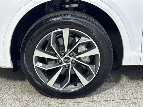 Used 2024 Audi Q5 2.0T Premium Plus AWD/4WD image 24