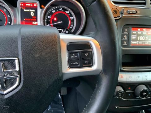 Used 2018 Dodge Journey SE w/ Popular Equipment Group image 23