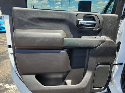 Used 2024 Chevrolet Silverado 3500 W/T AWD/4WD image 32