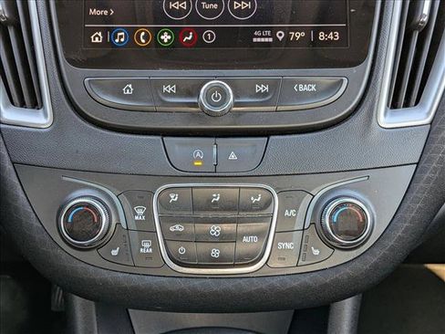 Used 2023 Chevrolet Malibu LT image 14