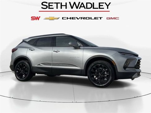 New 2026 Chevrolet Blazer LT w/ Convenience Package image 1