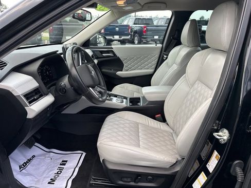 Used 2023 Mitsubishi Outlander SEL image 27