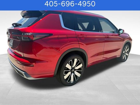 Used 2026 Mitsubishi Outlander SEL FWD image 6