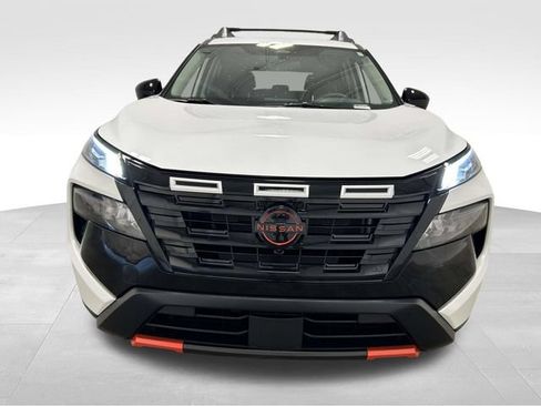 Used 2025 Nissan Rogue SV AWD/4WD image 7